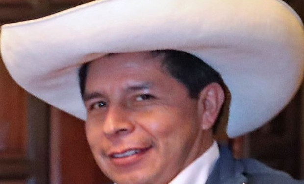 Il Messico accoglie la famiglia del presidente peruviano destituito